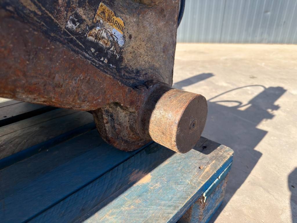 Verachtert CW55S - 325D / 329D / 329E / 330F