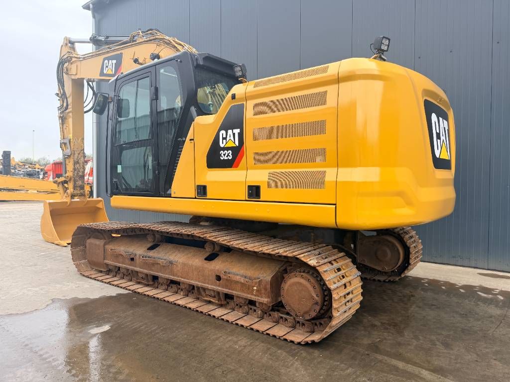 CAT 323 07A