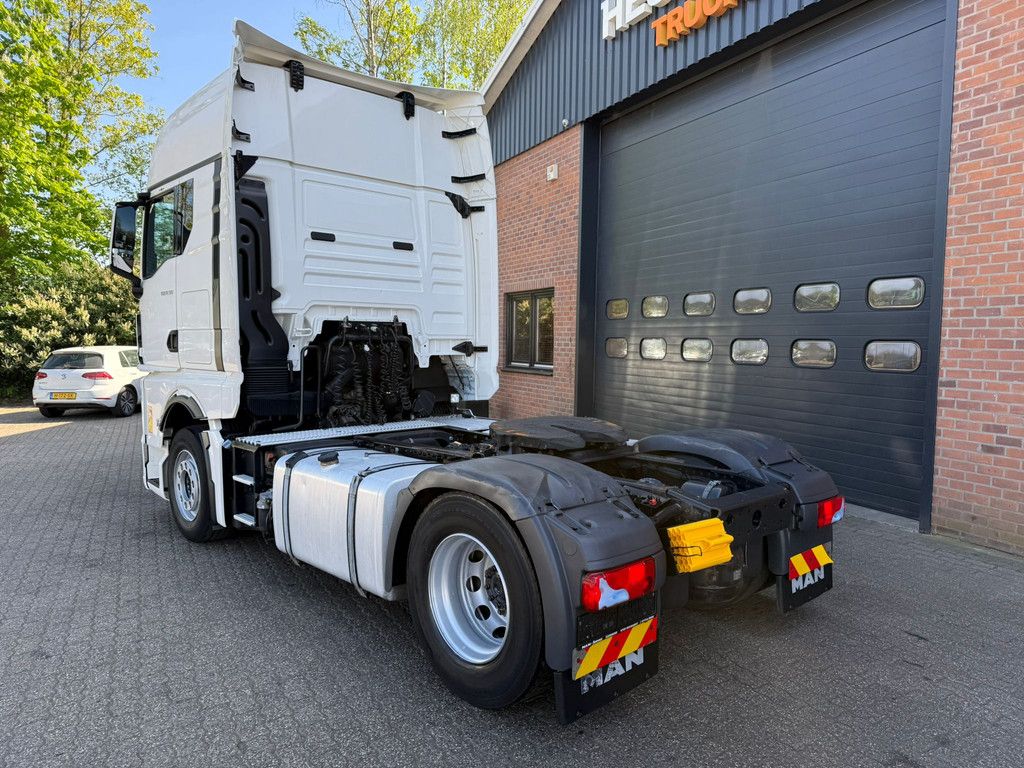 MAN TGX 18.510 4x2 Retarder Standarico ACC 2X tank