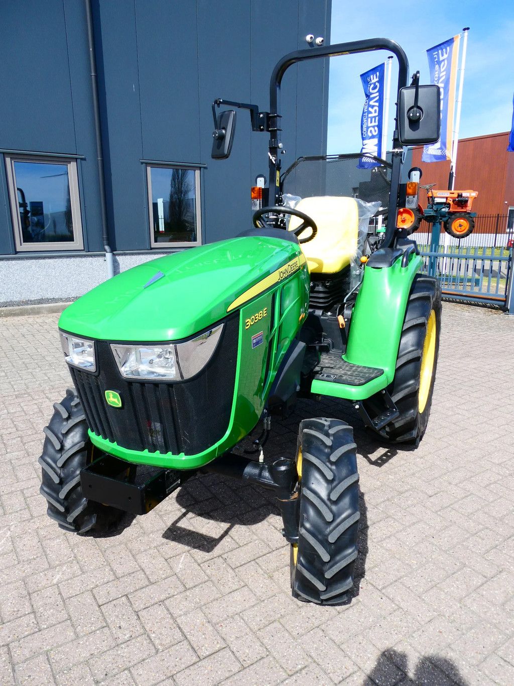 John Deere 3038E 4wd HST / 0266 Draaiuren / Stage-V
