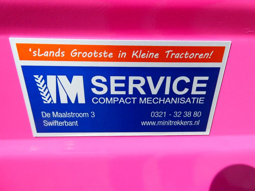 Yanmar YM1301 4wd / 923 Draaiuren / Pink Edition