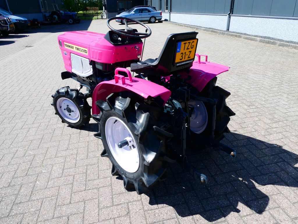 Yanmar YM1301 4wd / 923 Draaiuren / Pink Edition