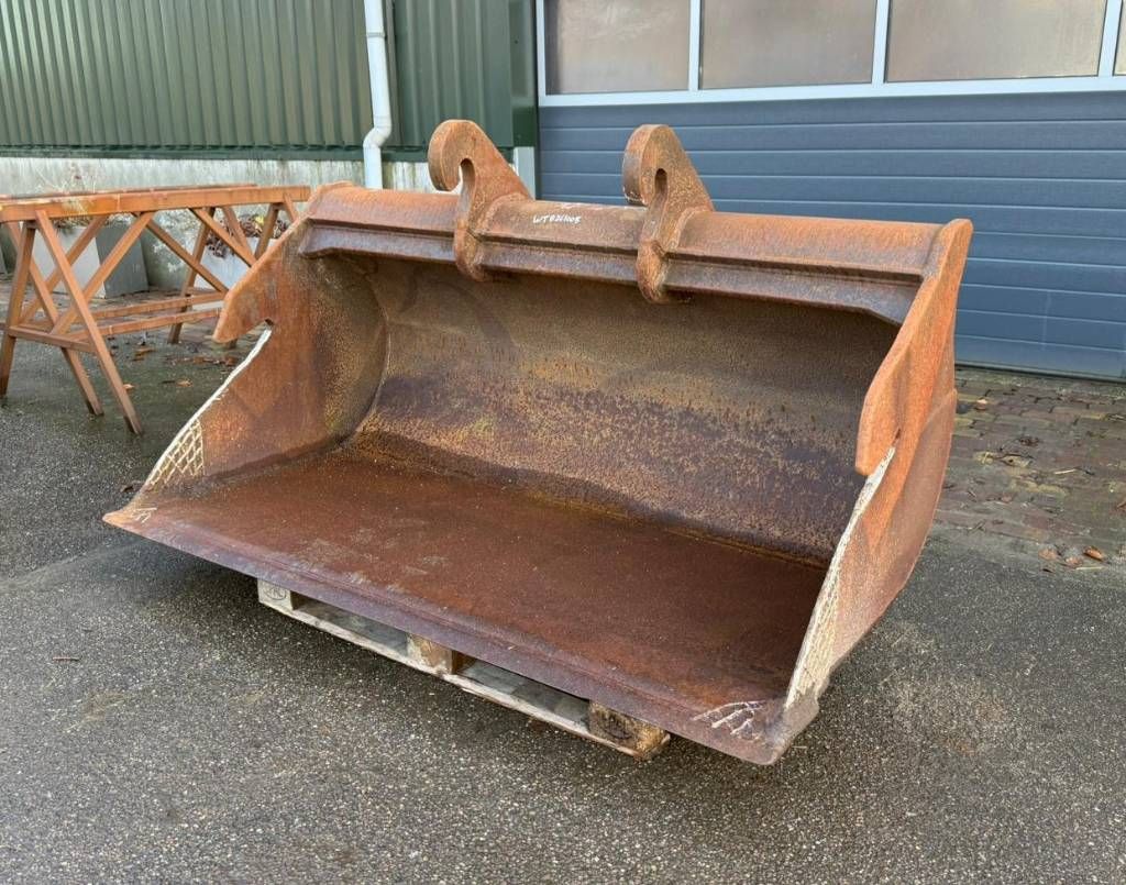 CW30 200cm wide bucket/ bredebak / löffel