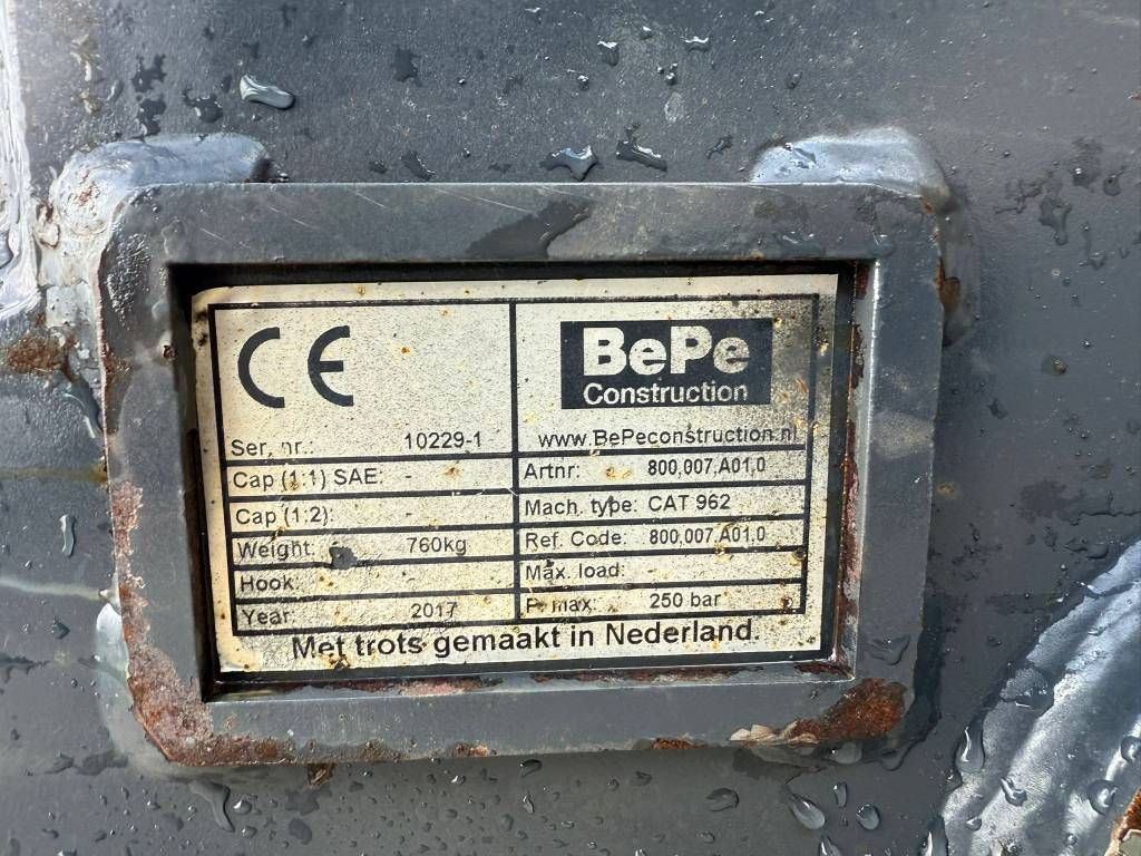 BEPE Caterpillar 962 Verachtert quick coupler NEW!