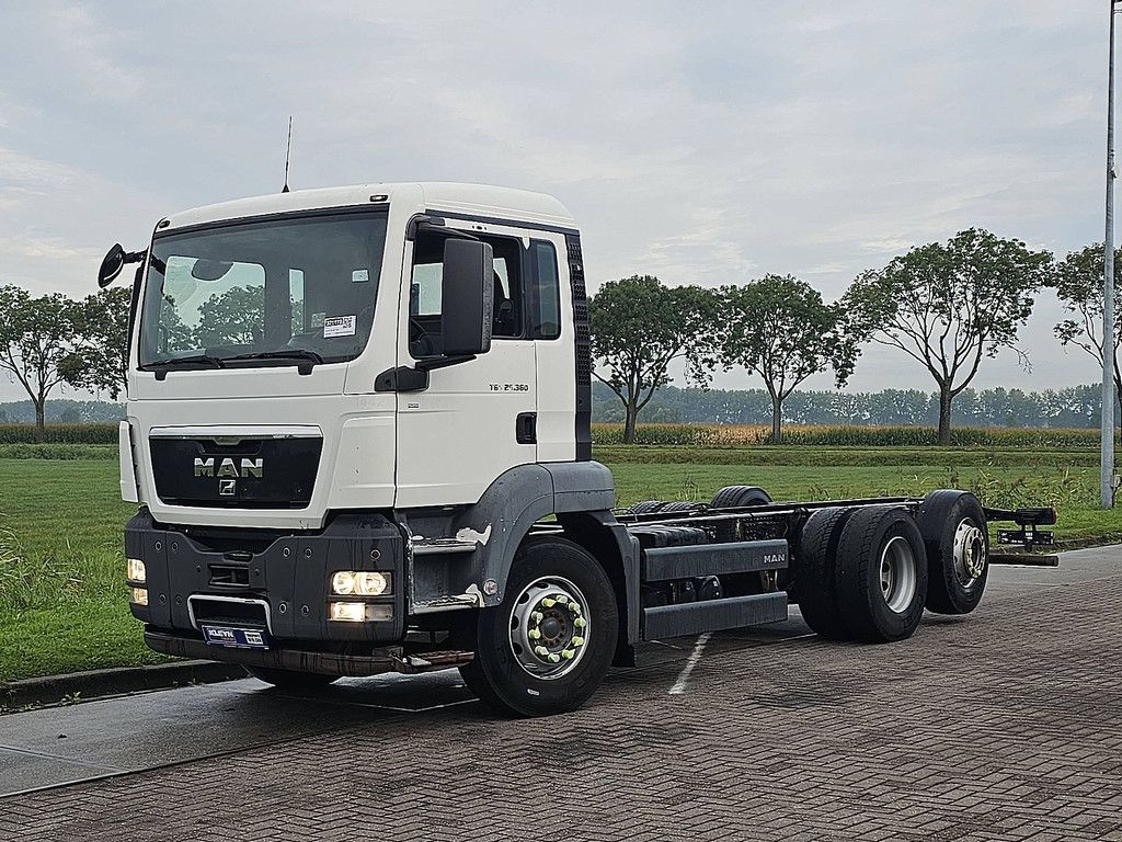 M.A.N. 26.360 TGS