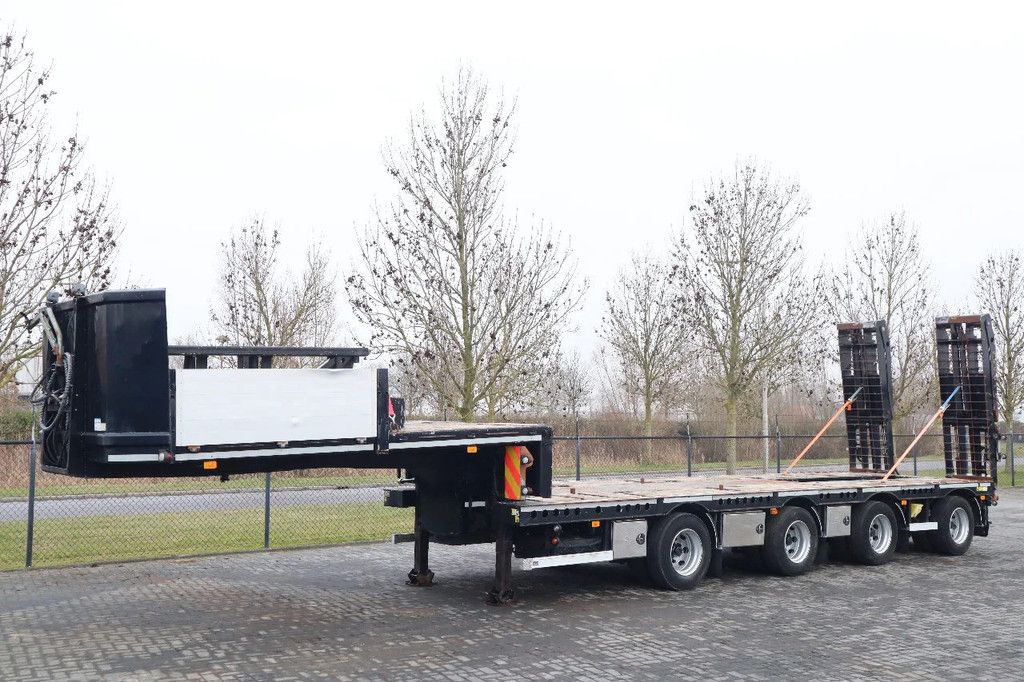 Istrail 4-AXLE SEMI-TRAILER | HYDR RAMPS | HYDR WIDENING | EXTENTION