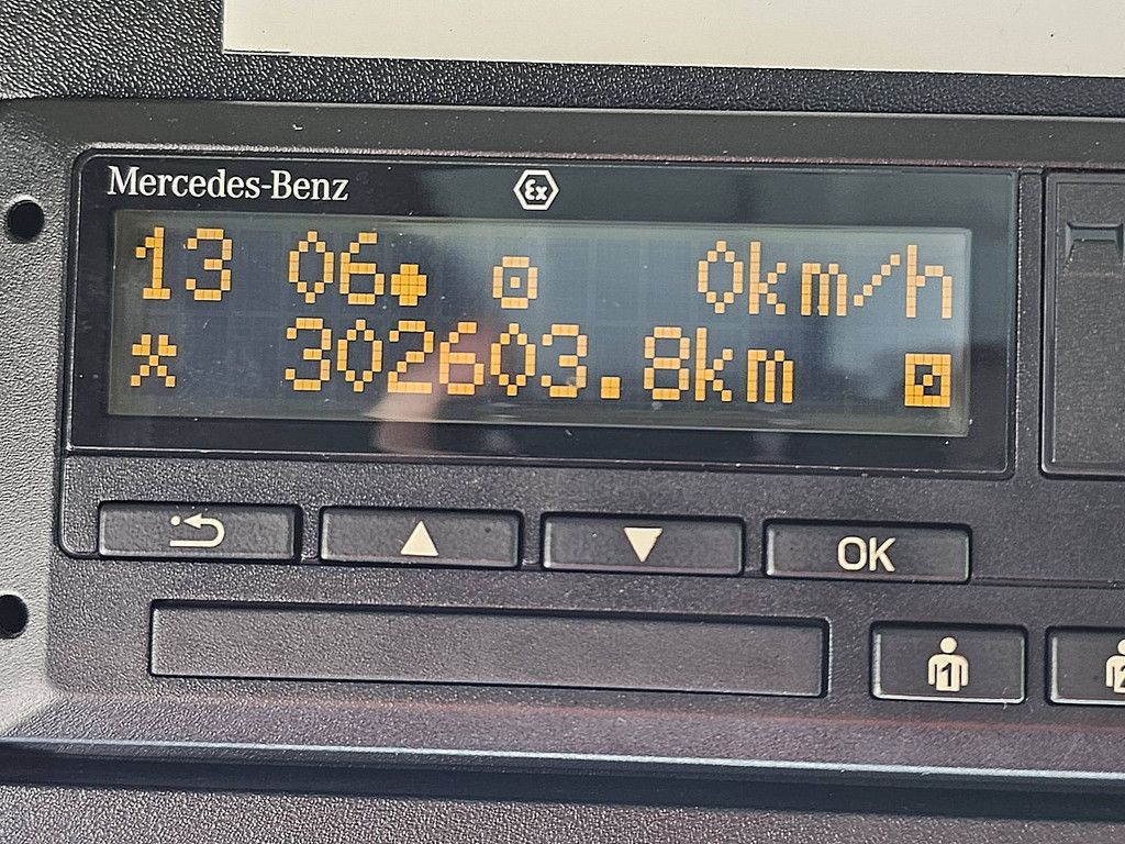 MERCEDES-BENZ ACTROS 1848 LS streamspace 2,50