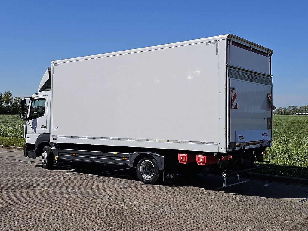 MERCEDES-BENZ ATEGO 818