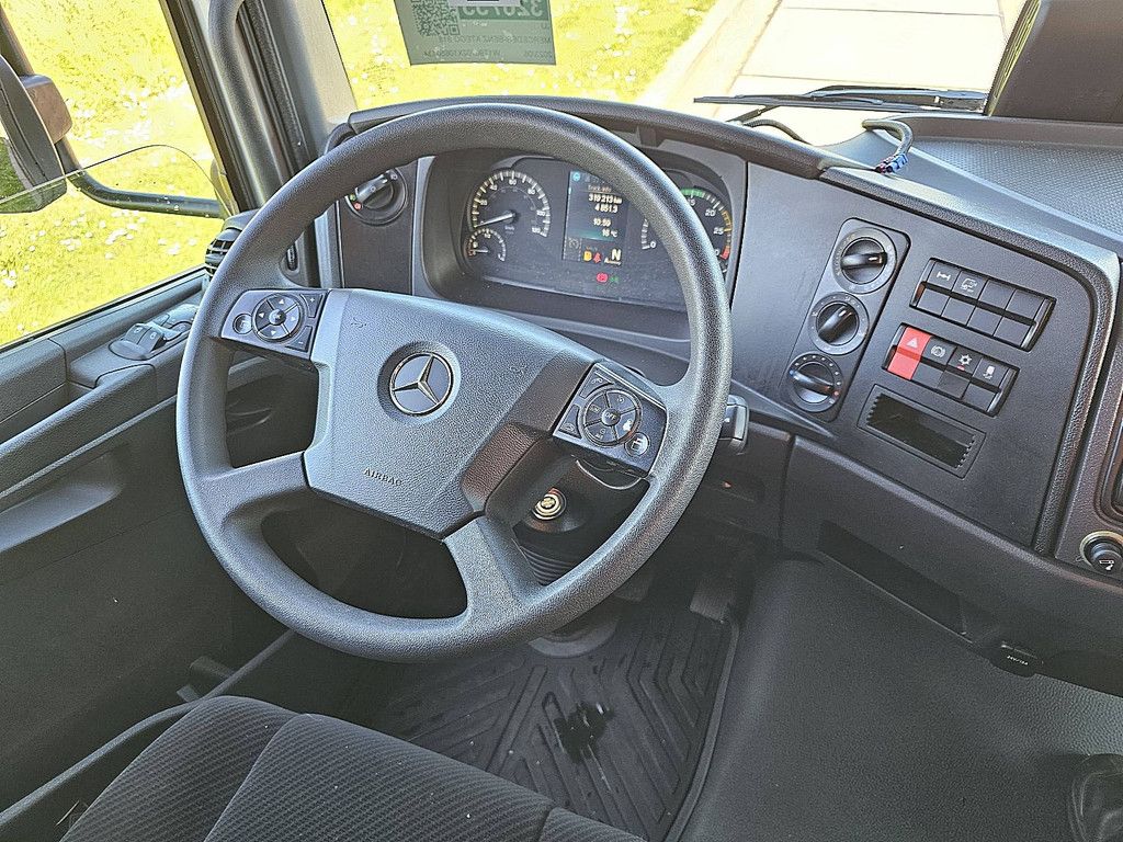 MERCEDES-BENZ ATEGO 818