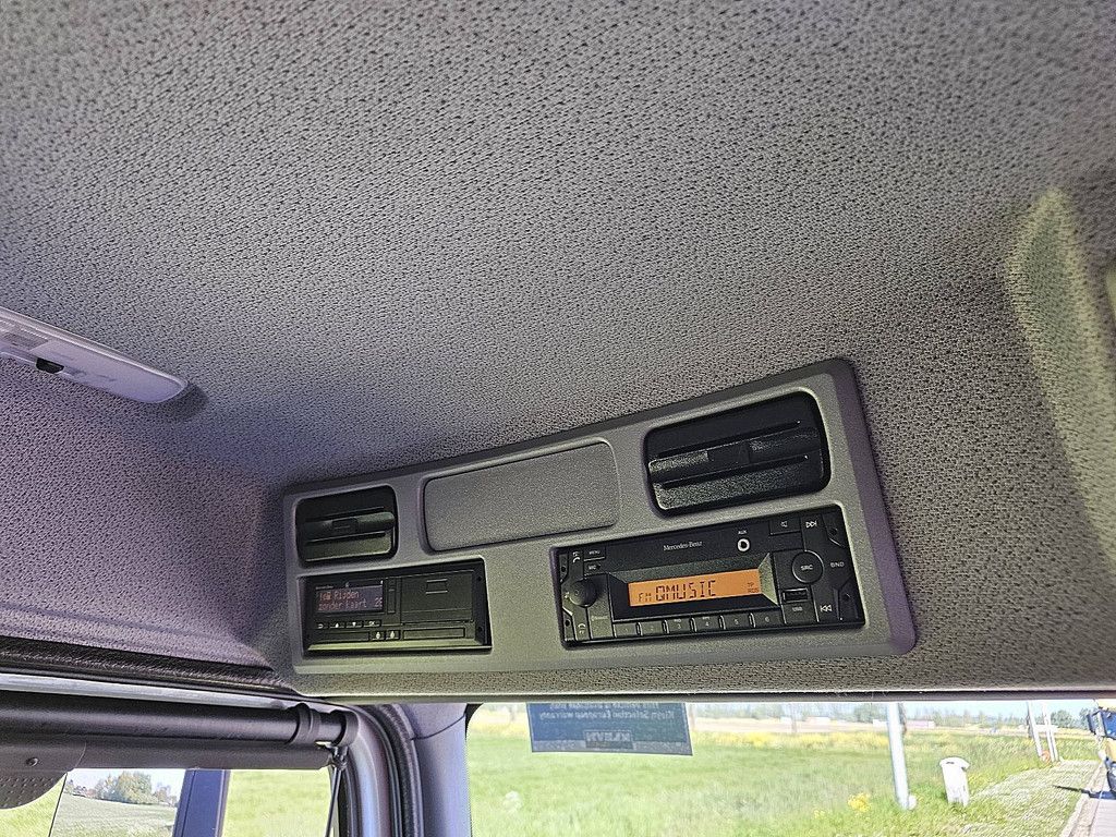 MERCEDES-BENZ ATEGO 818