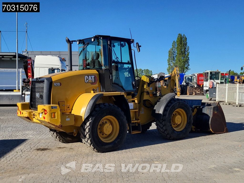 Caterpillar 920