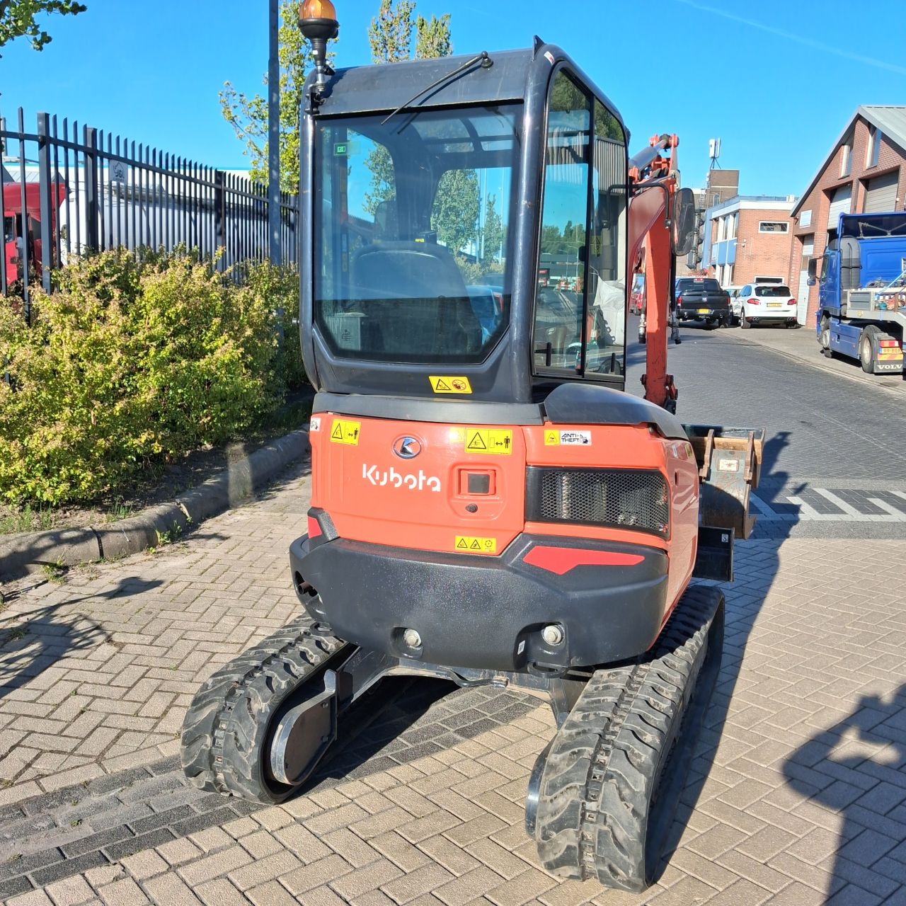 Kubota U27-4 Minigraver.