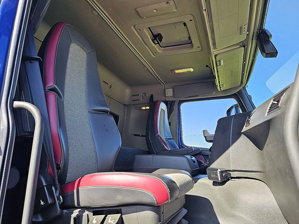 VOLVO FM 330 sleepercab nl-truck