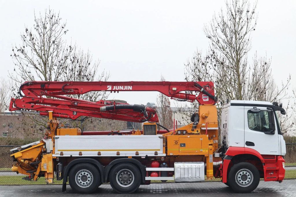 Mercedes-Benz Arocs 2546 6X2*4 | JUNJIN 25 METER | REMOTE | EURO 6