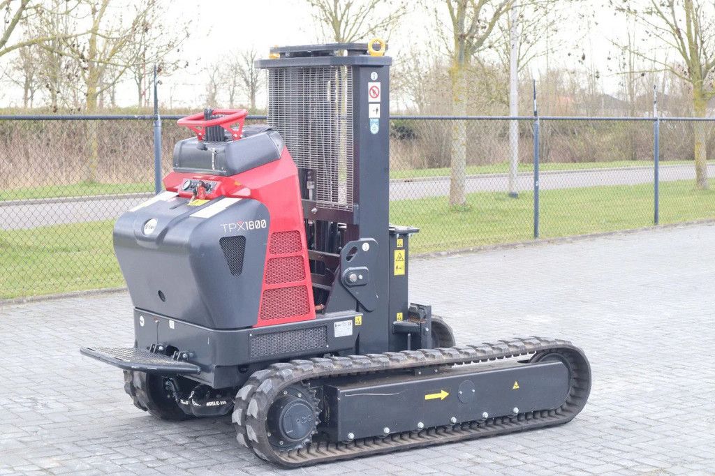 Hinowa TPX1800 | TRACKED FORKLIFT | 1.8 TON | EXT FORKS
