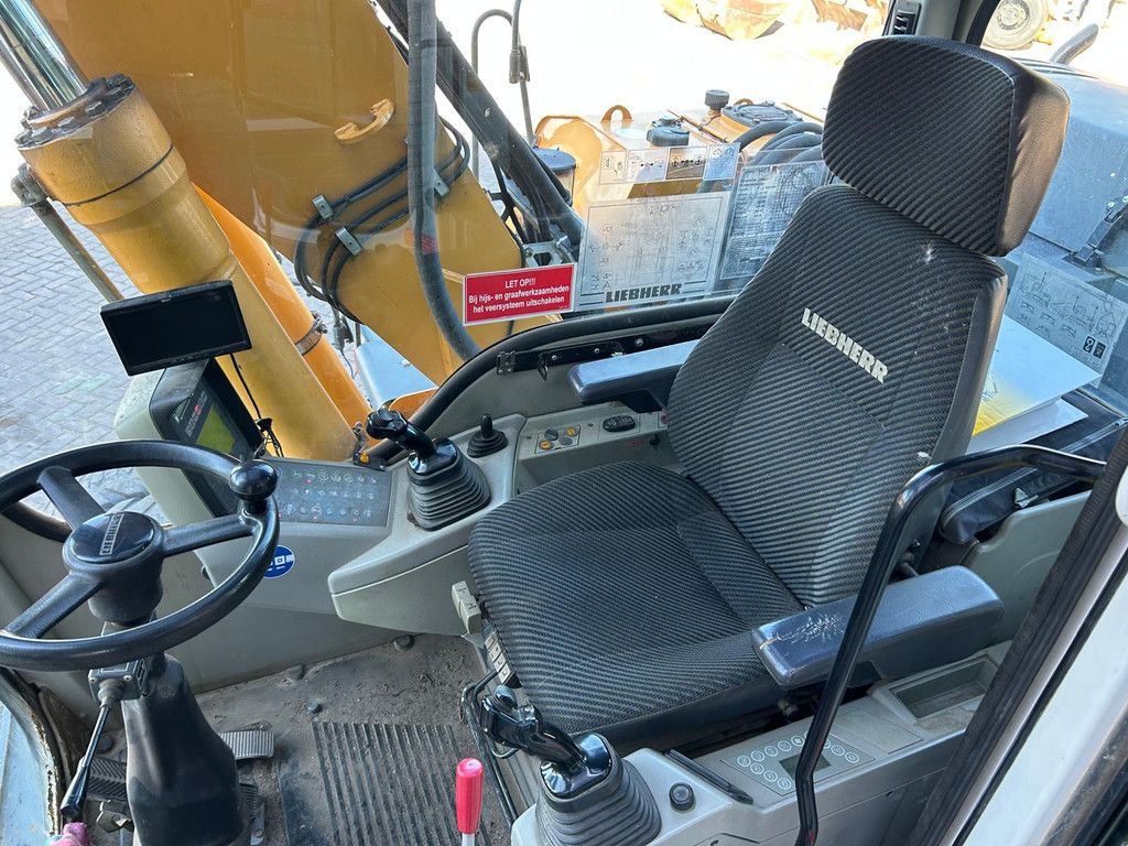 Liebherr A900 C LITRONIC A900C