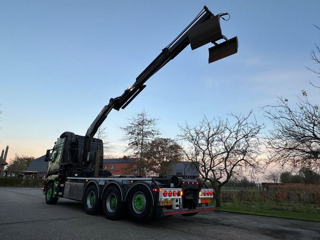Volvo FH 540 8X4 8X4 / NL TRUCK / EURO5 / CRANE+ROTATOR+HOOK AT1007