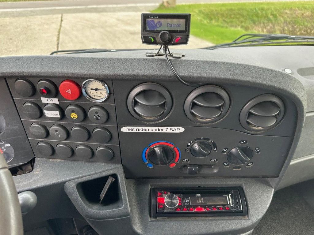 Iveco 40C / BE COMBI 10T WITH VELDHUIZEN P31-5A / CREWCAB 7 pers. / NEW APK AT1013