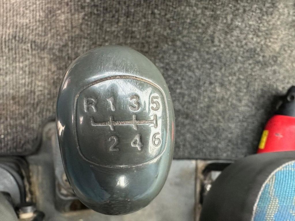 Iveco 40C / BE COMBI 10T WITH VELDHUIZEN P31-5A / CREWCAB 7 pers. / NEW APK AT1013