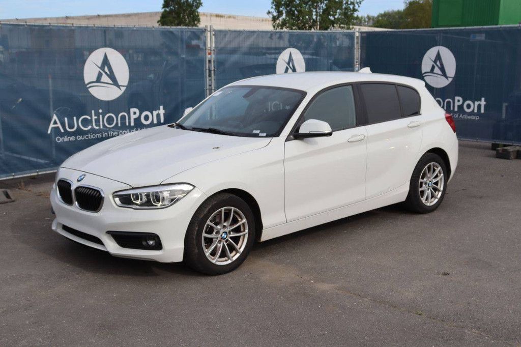 Passenger car BMW 116 Petrol 109hp 2017 (Margin)