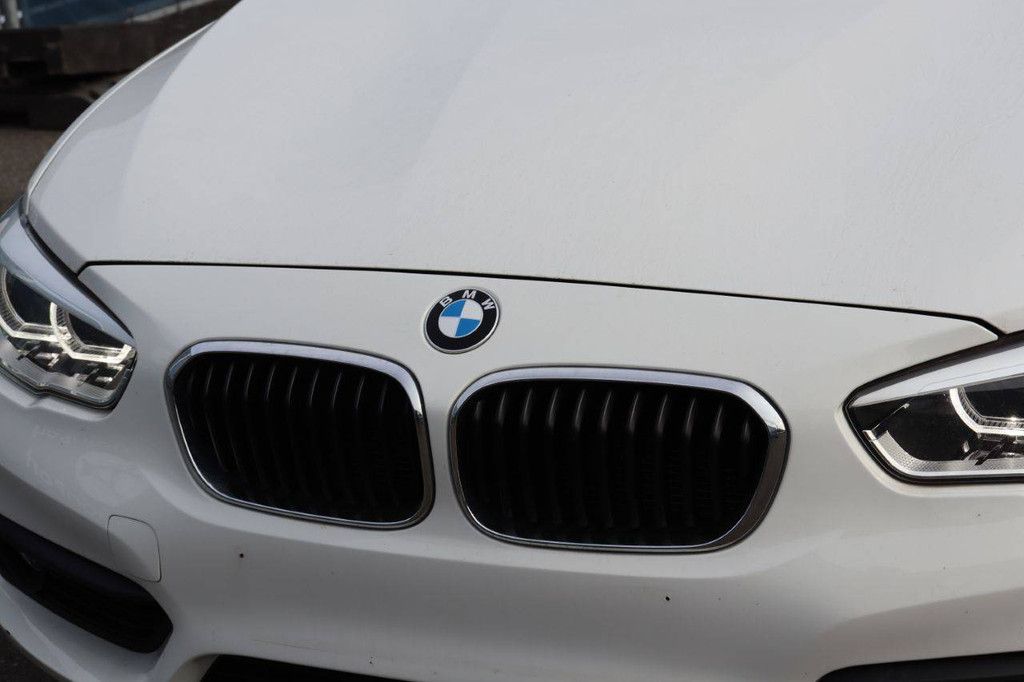 Passenger car BMW 116 Petrol 109hp 2017 (Margin)