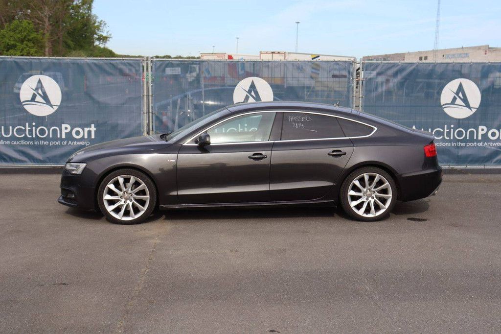 Passenger car Audi A5 S-Line Diesel 150hp 2015 (Margin)