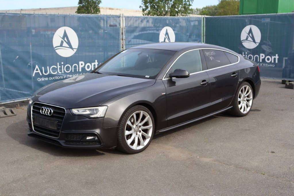 Passenger car Audi A5 S-Line Diesel 150hp 2015 (Margin)