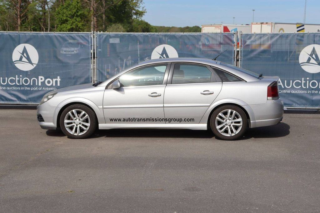 Passenger car Opel Vectra Diesel 100hp 2006 (Margin)