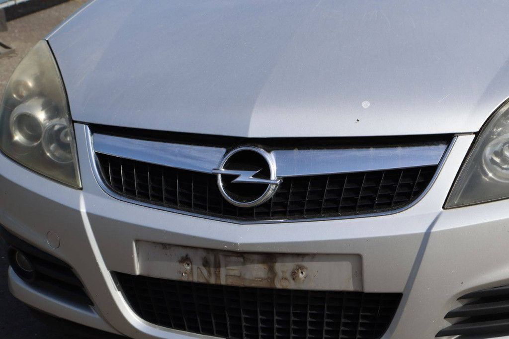 Passenger car Opel Vectra Diesel 100hp 2006 (Margin)