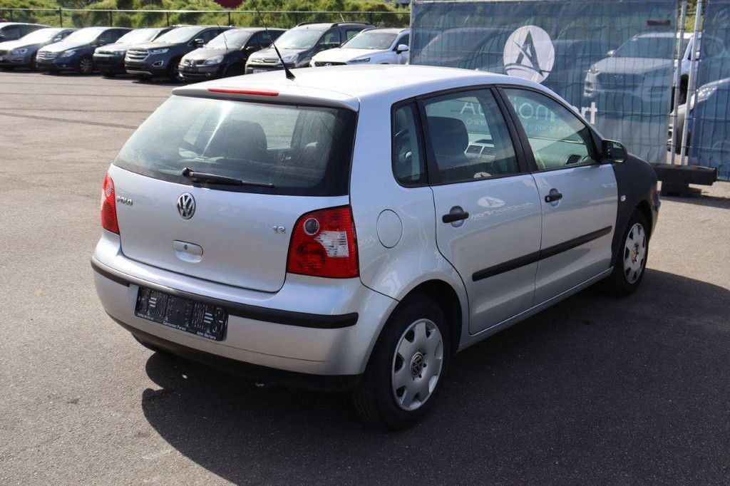 Pkw Volkswagen Polo Benzin 65 PS 2004 (Margin)
