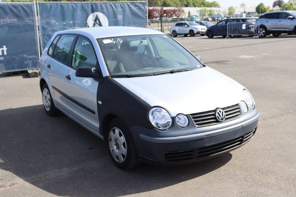 Pkw Volkswagen Polo Benzin 65 PS 2004 (Margin)