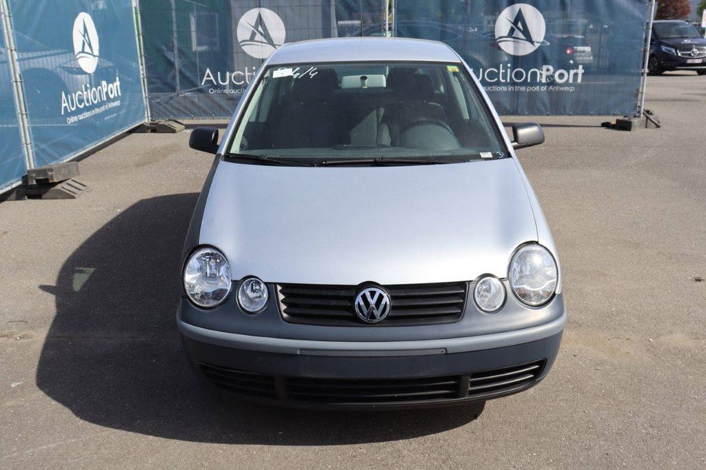 Pkw Volkswagen Polo Benzin 65 PS 2004 (Margin)