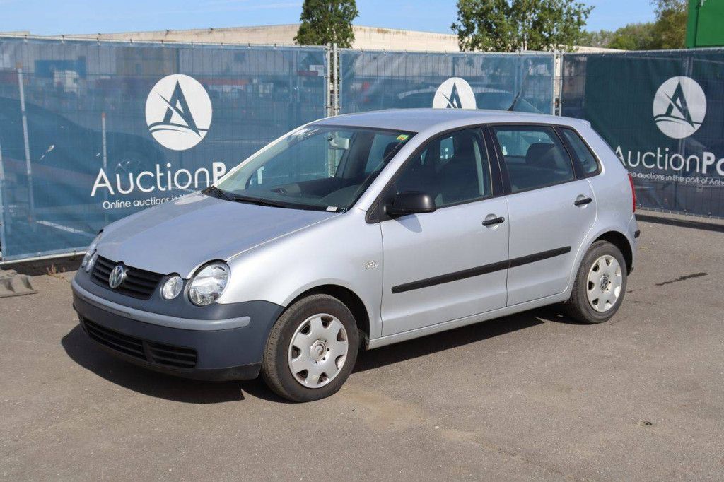 Pkw Volkswagen Polo Benzin 65 PS 2004 (Margin)