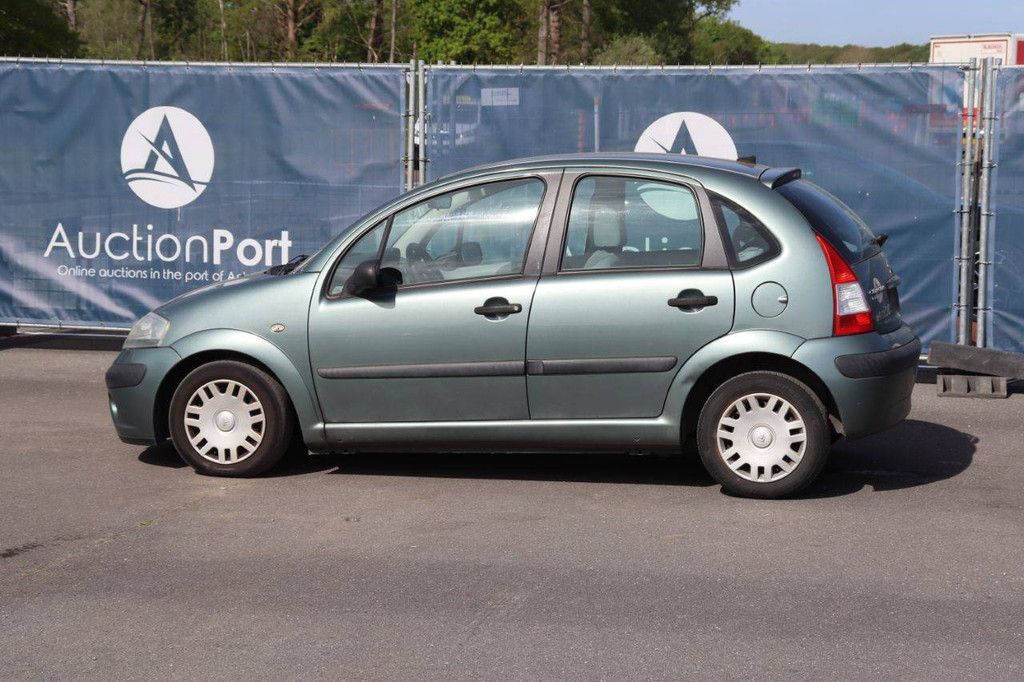 Pkw Citroën C3 Benzin 60 PS 2011 (Margin)