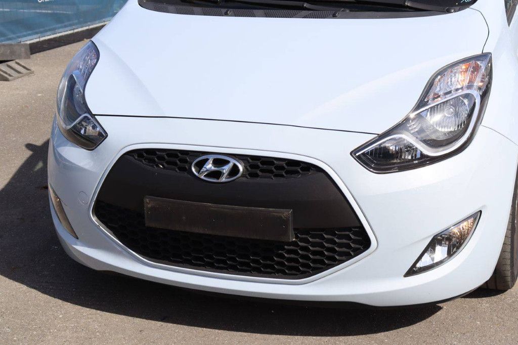Pkw Hyundai ix20 Benzin 125 PS 2018