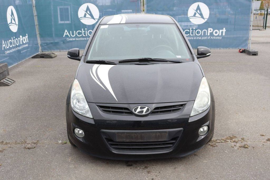 Pkw Hyundai i20 Diesel 101 PS 2011 (Marge)