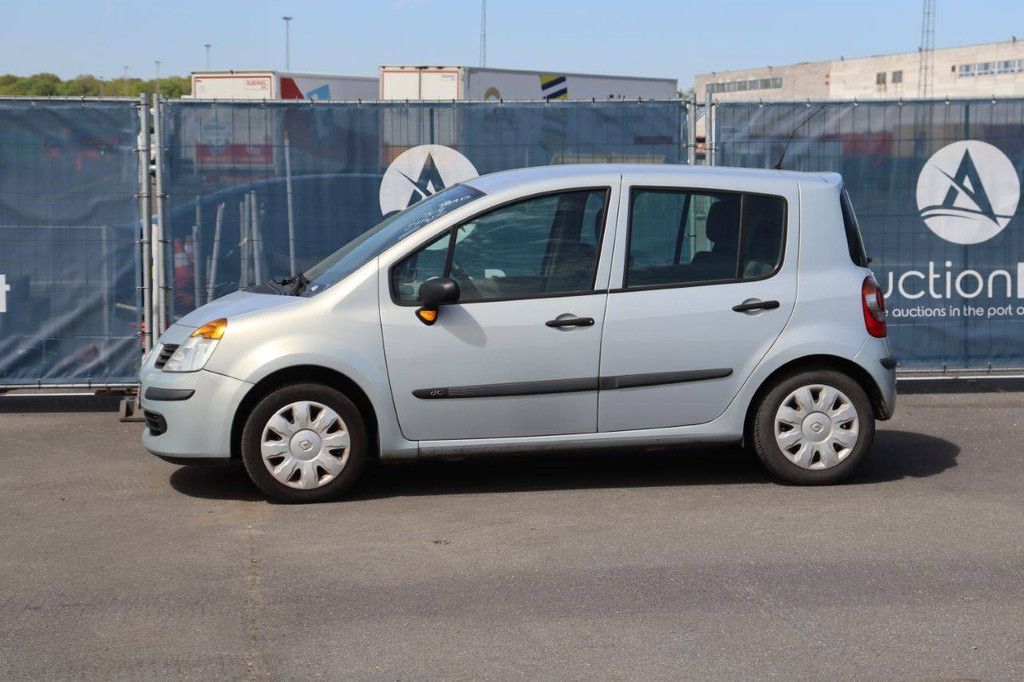 Passenger car Renault Modus Diesel 68hp 2007 (Margin)