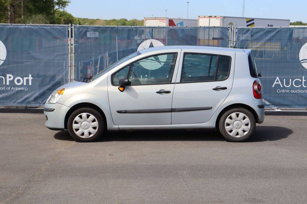Passenger car Renault Modus Diesel 68hp 2007 (Margin)