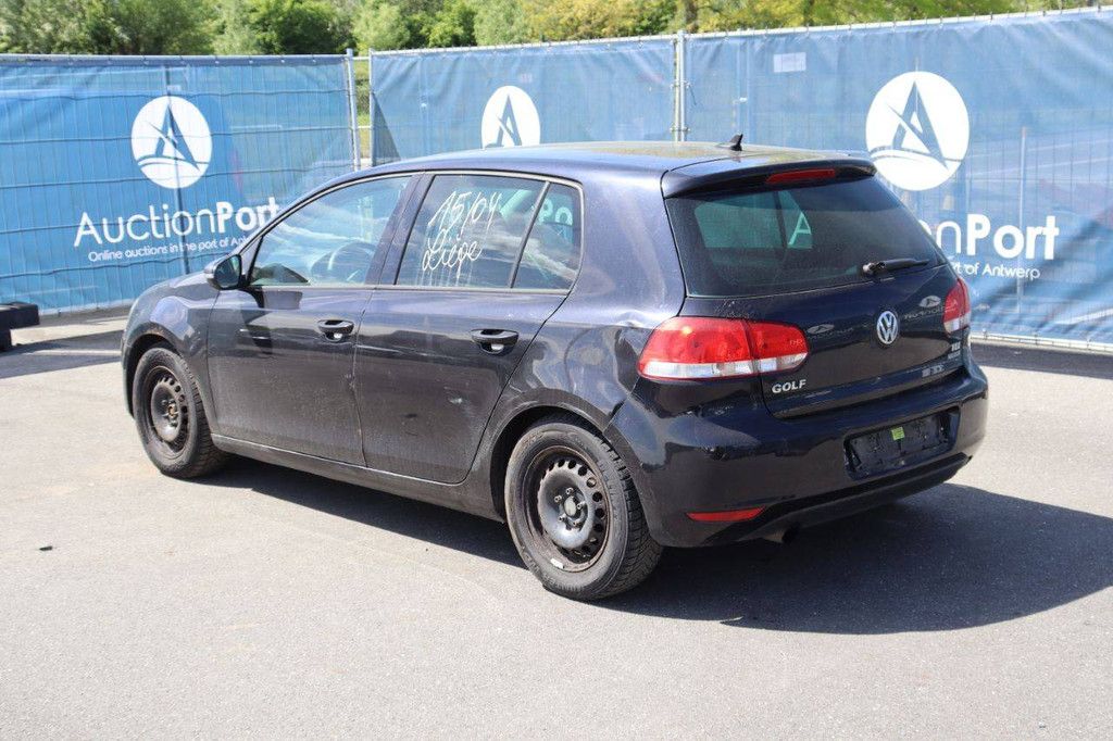 Passenger car Volkswagen Golf Diesel 105hp 2010 (Margin)