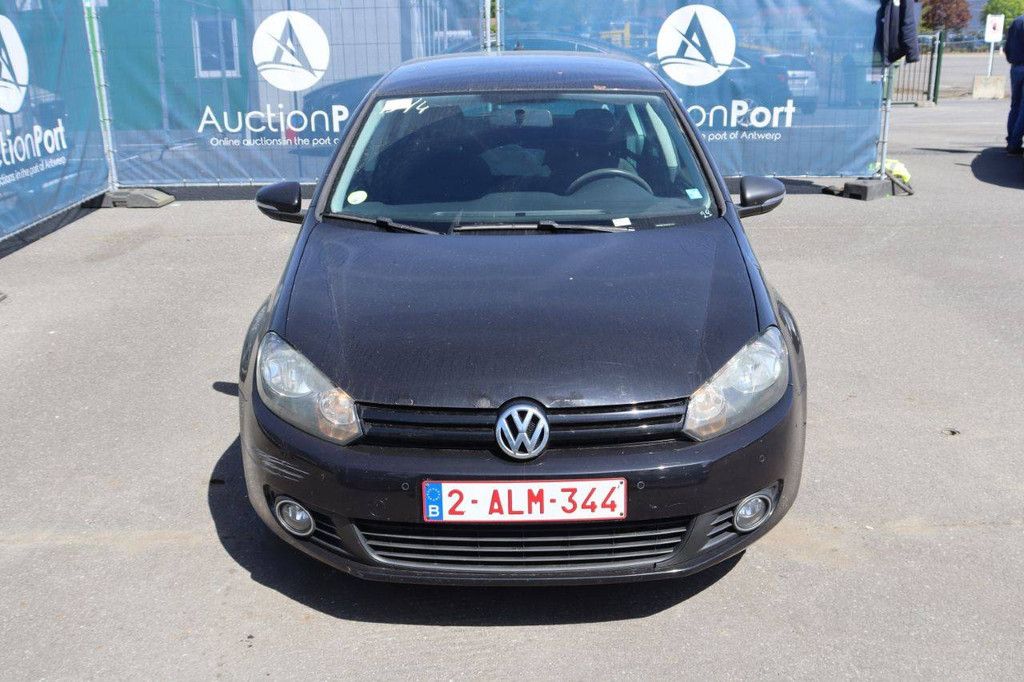 Passenger car Volkswagen Golf Diesel 105hp 2010 (Margin)