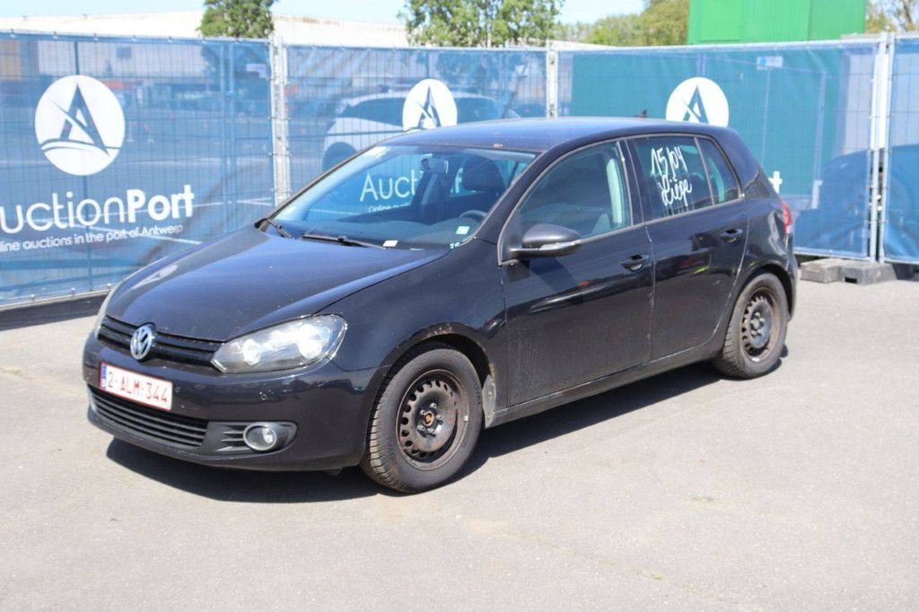 Passenger car Volkswagen Golf Diesel 105hp 2010 (Margin)