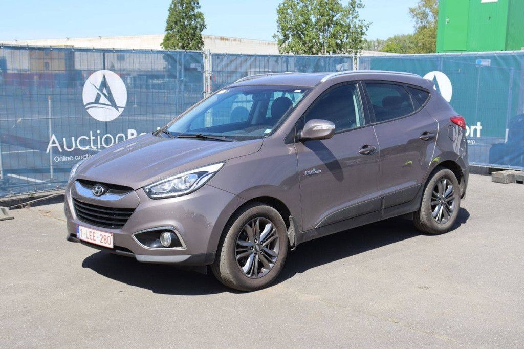 SUV Hyundai iX35 Benzin 135 PS 2015 (Marge)