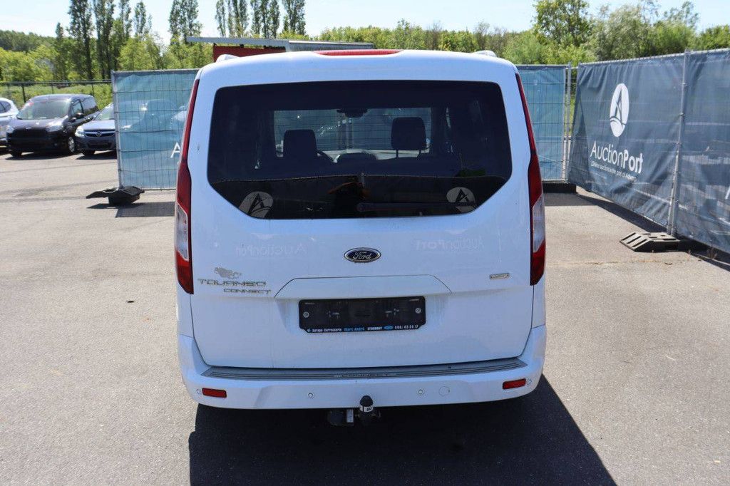 Pkw Ford Tourneo Benzin 100 PS 2015 (Margin)