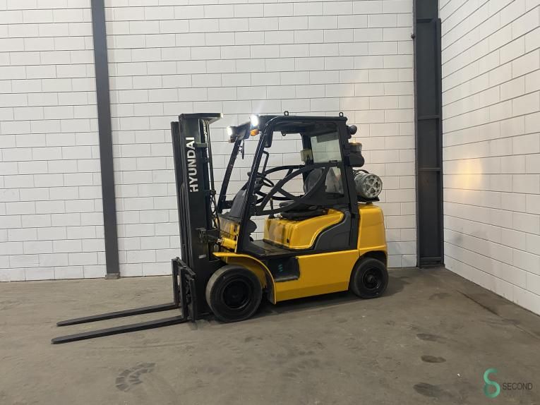 Gabelstapler LPG Hyundai 25L-7A 2012