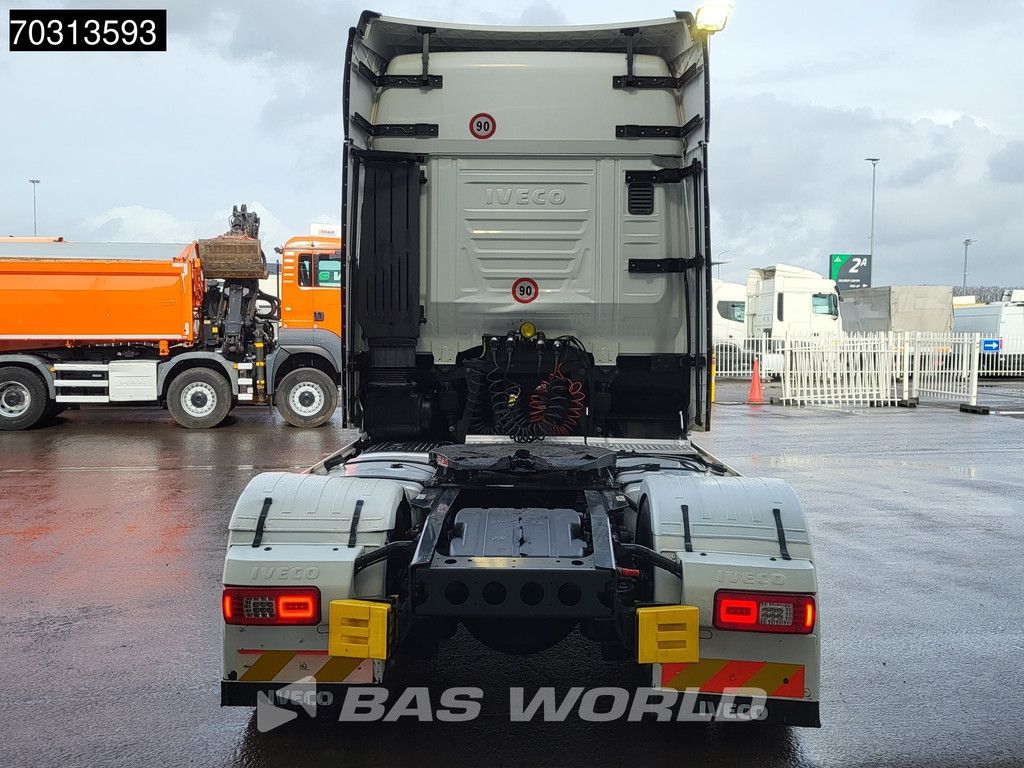 Iveco S-Way 570 4X2 Retarder 2xTanks Standklima Navi