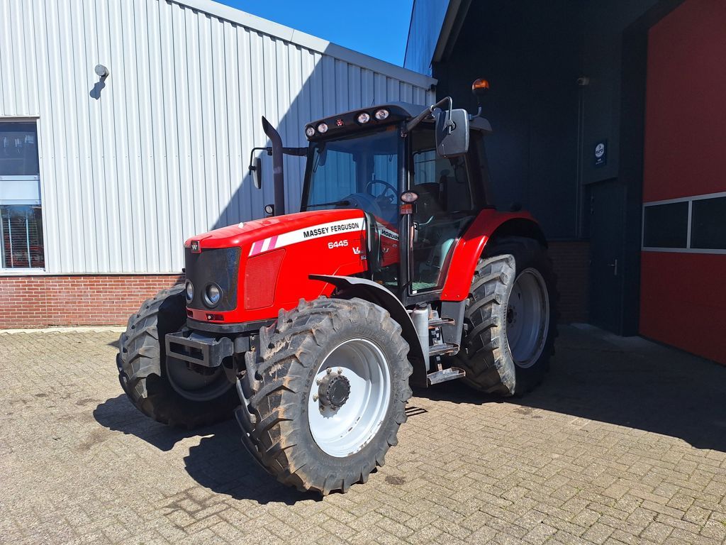 Massey Ferguson 6445 DYNA-6