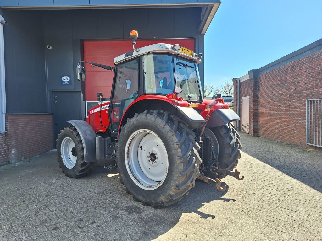 Massey Ferguson 6445 DYNA-6