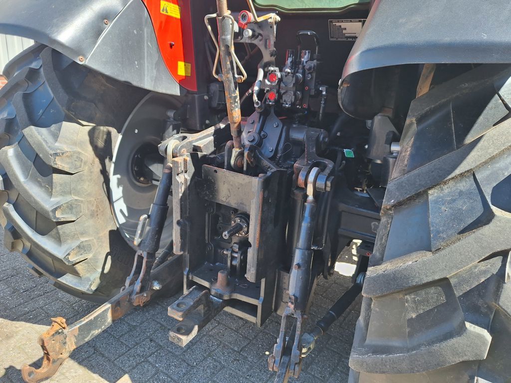 Massey Ferguson 6445 DYNA-6