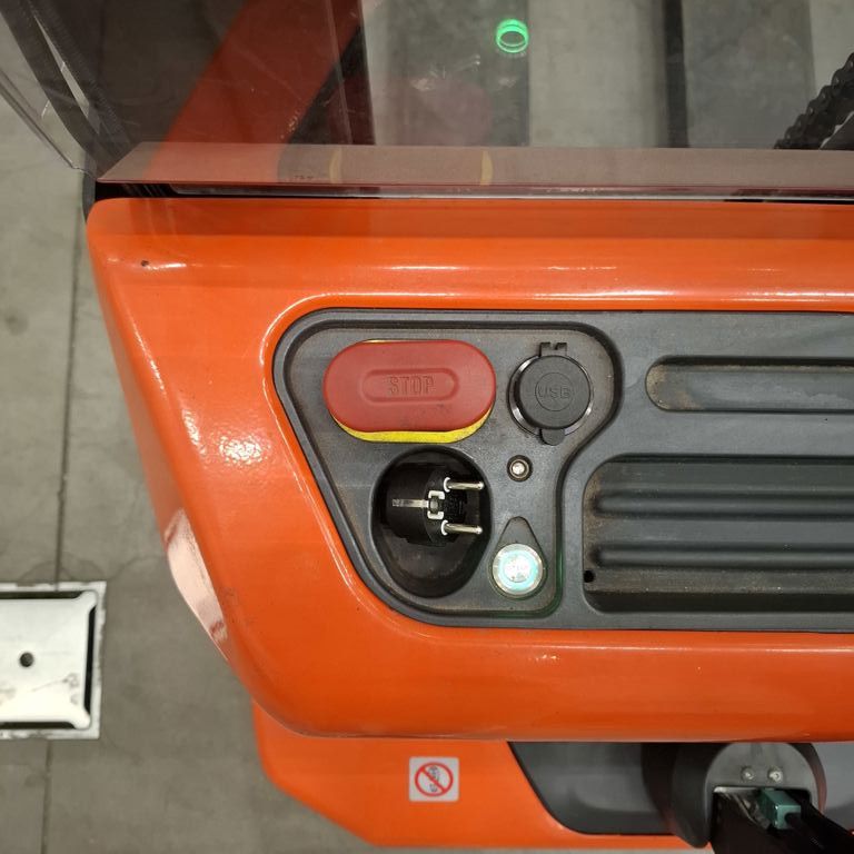 TOYOTA SHE100