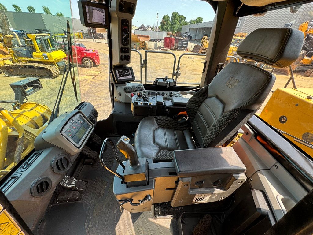 Caterpillar 988 XE High Lift